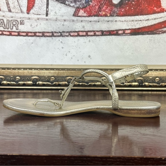 Coach Thong 'Jessica' Sandal Size 9.5 Champagne Silver Ankle Wrap Shoe - Picture 8 of 9